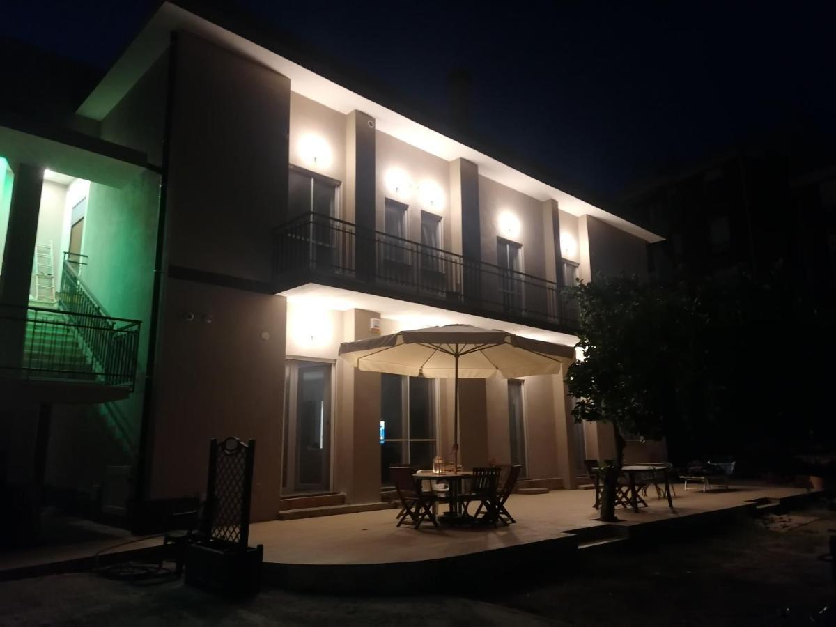 B&B Villa Agrume เมสซีนา ภายนอก รูปภาพ
